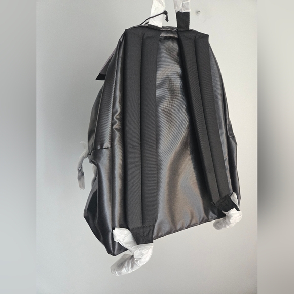 New EASTPAK Padded Pak'R Black Backpack 24L - Picture 7 of 9